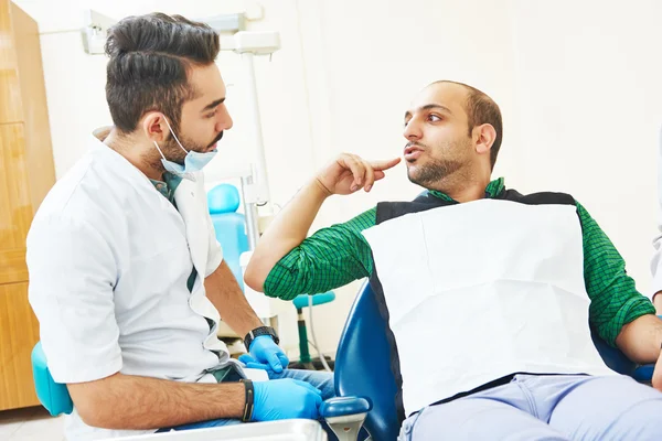 Young asian dentist doctors at work — Stock Photo, Image