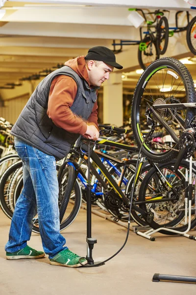 Bike repair or adjustment — Stock Photo, Image