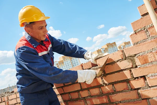 Albañil trabajador de la construcción — Foto de Stock