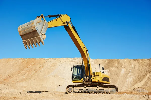 Excavator loader at earthmoving works — Stock Photo, Image