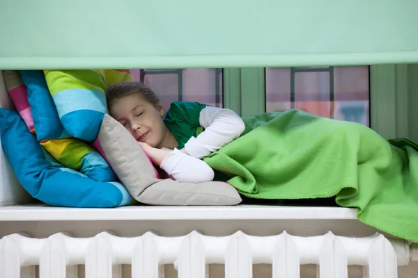 Caucasian Girl Sleeping Plastic Window Sill Bright Color Pillows Blanket — Stock Photo, Image