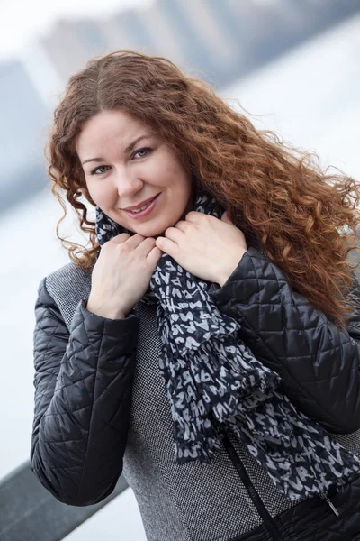 Beautiful Woman Grey Coat Portrait Long Curly Hair Outdoors — Stock Photo, Image