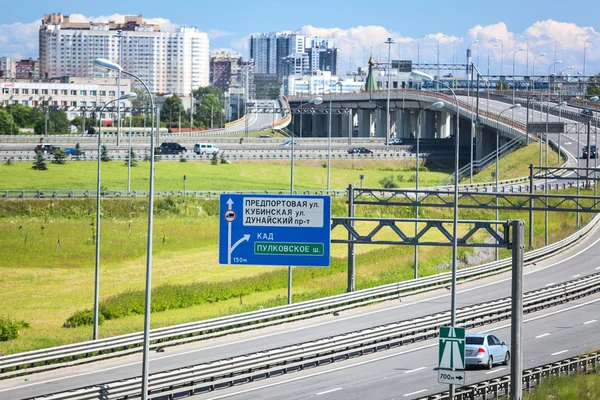 Carretera Señalización Salida Carretera Circunvalación Calle Predportova San Petersburgo Rusia —  Fotos de Stock