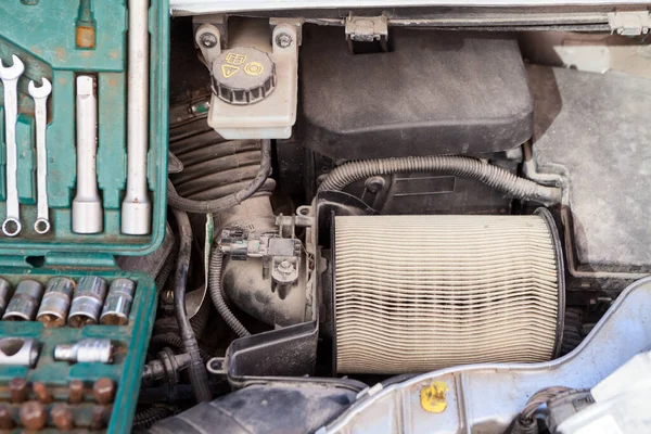 Kartrid Udara Yang Digunakan Ada Airbox Mesin Mobil Tampilan Close — Stok Foto