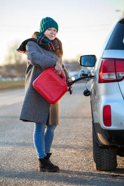 Smiling Woman Driver Pouring Diesel Tank Her Suv Red Plastic — Stock Photo, Image