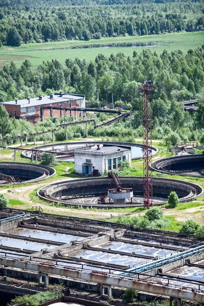 Tanques de tratamiento de aguas residuales — Foto de Stock