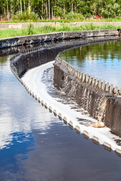 Usine de traitement des eaux usées — Photo