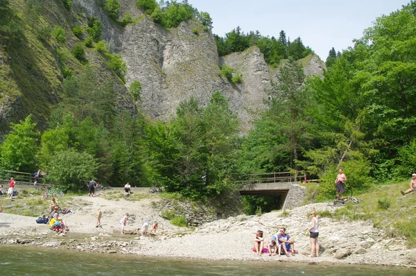 Kroscienko Nad Dunajcem, Polen — Stockfoto