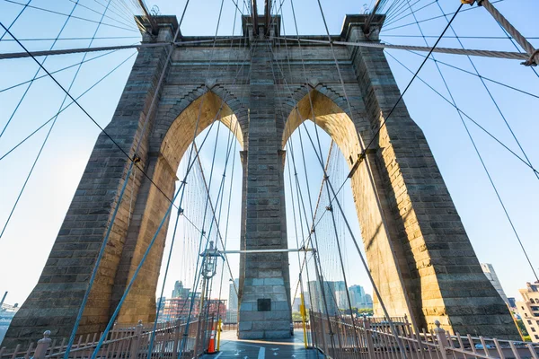 Puente de Brooklyn en Nueva York —  Fotos de Stock