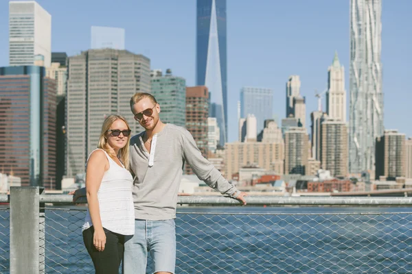 Pareja visitando Nueva York — Foto de Stock