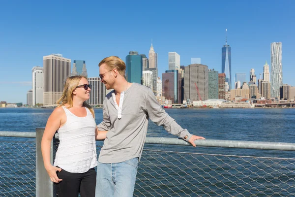 Casal visitando Nova York — Fotografia de Stock