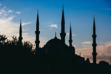 Backlight gündoğumu, Istanbul'da Sultanahmet Camii