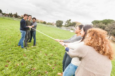Halat çok ırklı oynayanlar