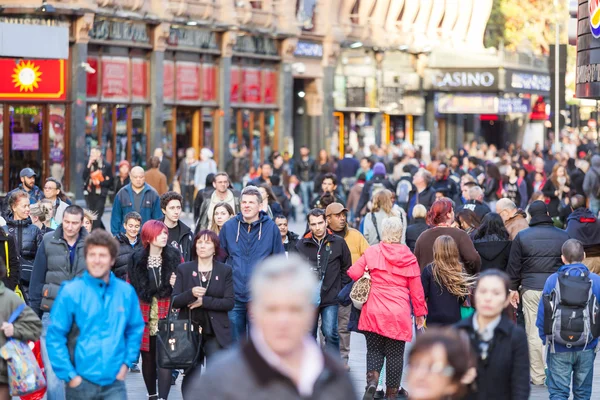 LONDRES, REINO UNIDO - OUTUBRO 30, 2013: Corvo de Leicester Square — Fotografia de Stock