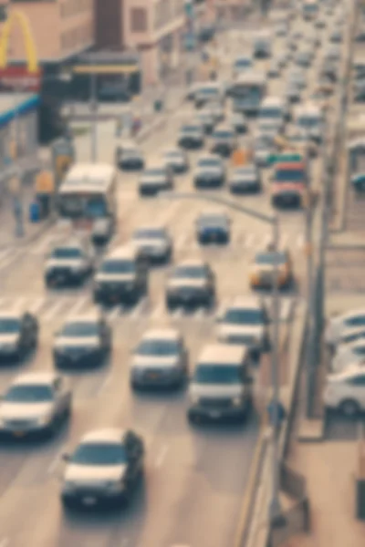 Ocupado Thoroughfare durante la hora punta. Fondo borroso . — Foto de Stock