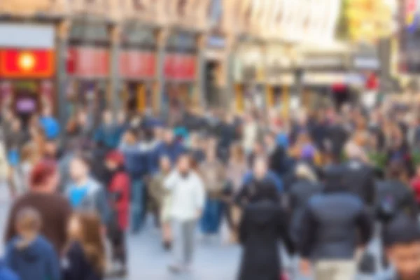 Gedrängte Straße in London, verschwommener Hintergrund — Stockfoto