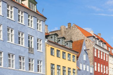 Copenhagen eski kasabada tipik renkli evleri