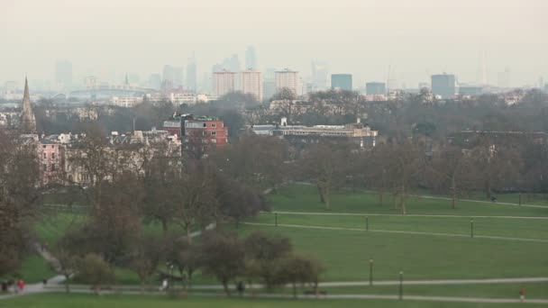 London stadsbild från Primrose hill — Stockvideo