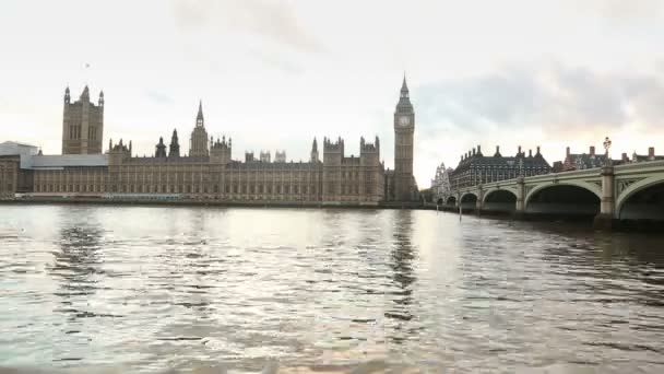 Big ben en westminster paleis — Stockvideo