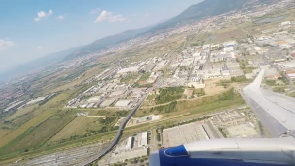 Avion décollant de l'aéroport, partie 3 de 3 — Video