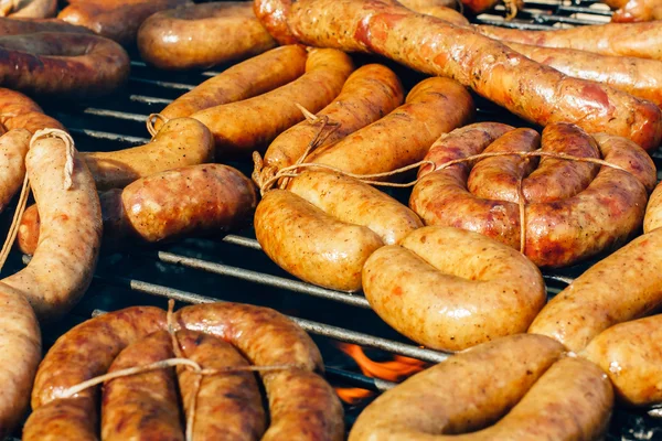 Wienerwurst na grilla — Zdjęcie stockowe