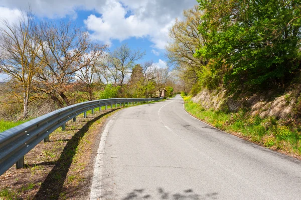 Strada asfaltata in Italia — Foto Stock