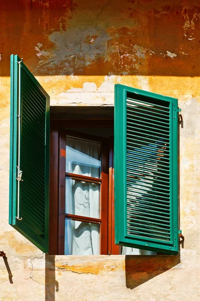 Window in Italy — Stock Photo, Image