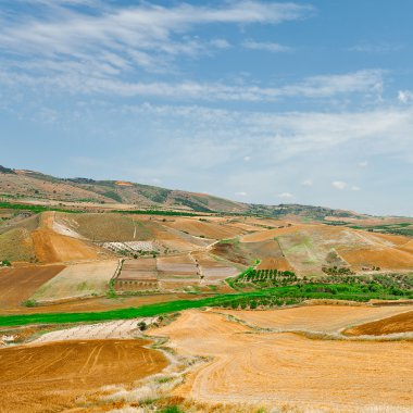 Sicilya'nın tepeleri