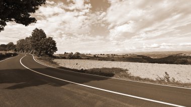 Asfalt yol intuscany