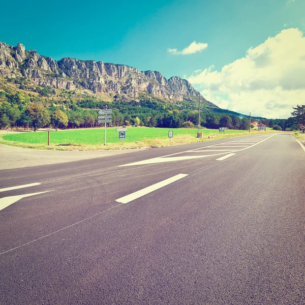 Crossroads in the French Alps — Stock Photo, Image