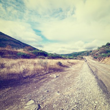 Cantabria Dağları'nda yol