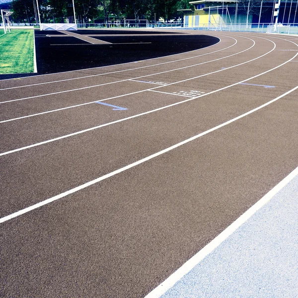 Kör spår på stadion — Stockfoto