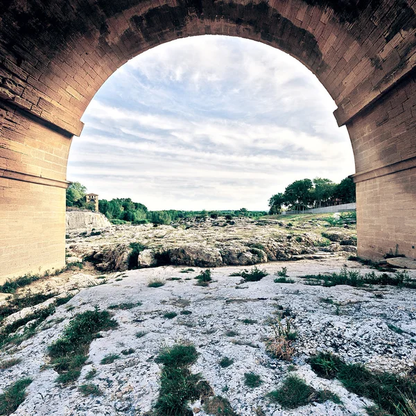 Antigo Aqueduto Romano Pont du Gard — Fotografia de Stock