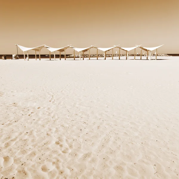 Sunshade on the Beach of Mediterranean Sea in Israel — Stock Photo, Image