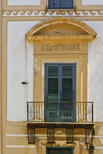 Janela em palermo — Fotografia de Stock