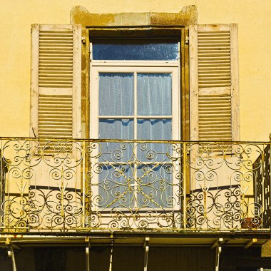 Açık ahşap Panjur ile Fransız balkon