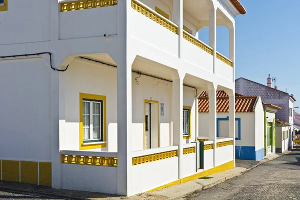 Straat van de moderne Portugese stad — Stockfoto