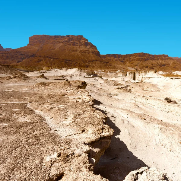 イスラエルのネゲヴ砂漠の岩の丘 南イスラエル砂漠の砂漠岩の形成の息をのむような風景 — ストック写真