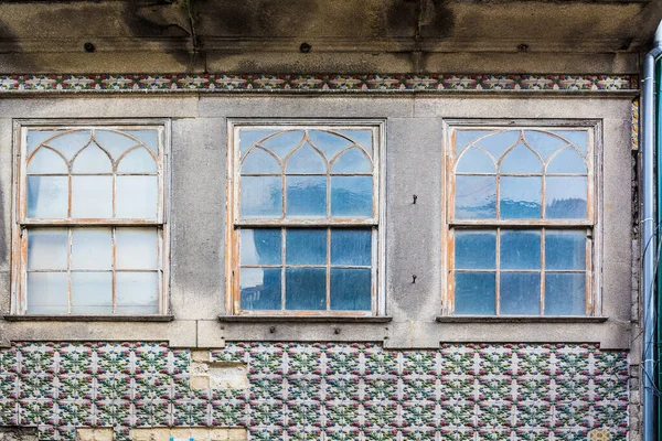 Fachada Tradicional Portuguesa Por Vezes Decorada Com Azulejos Cerâmica Centro — Fotografia de Stock