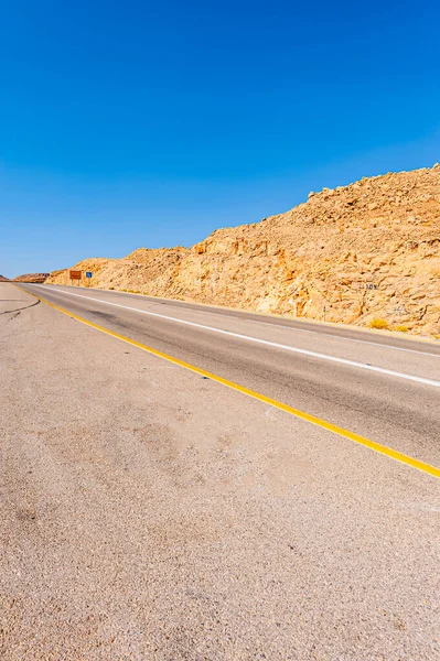 Asphaltstraße Durch Die Sandigen Hügel Der Negev Wüste Israel — Stockfoto