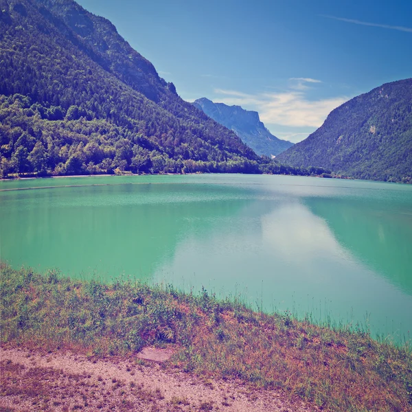 Lake in the Alps — Stock Photo, Image