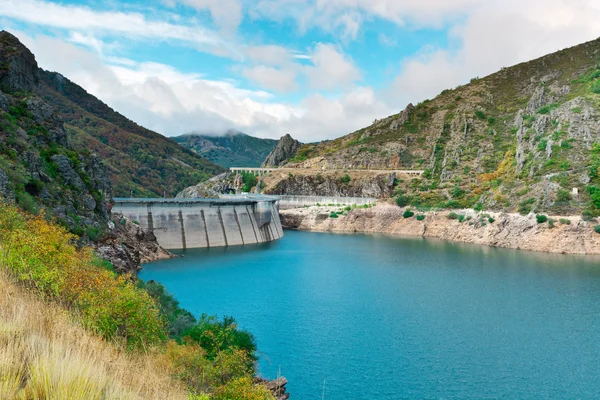 Dam in Spain — Stock Photo, Image