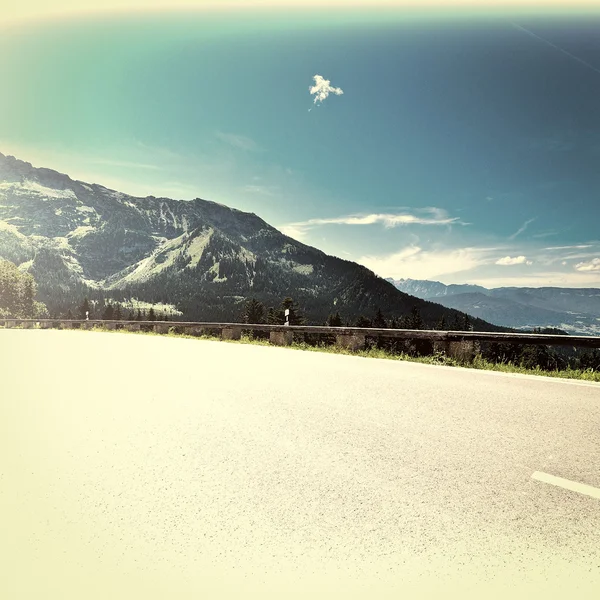 Asfalt yolu — Stok fotoğraf