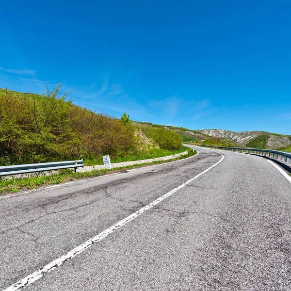 Camino de asfalto — Foto de Stock