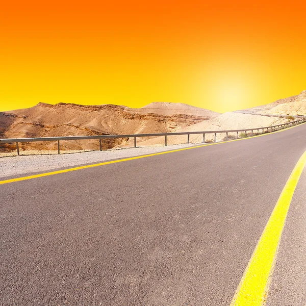 Meandering Road — Stock Photo, Image