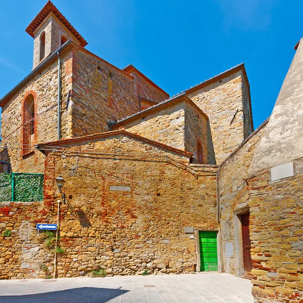 Igreja de tijolo — Fotografia de Stock