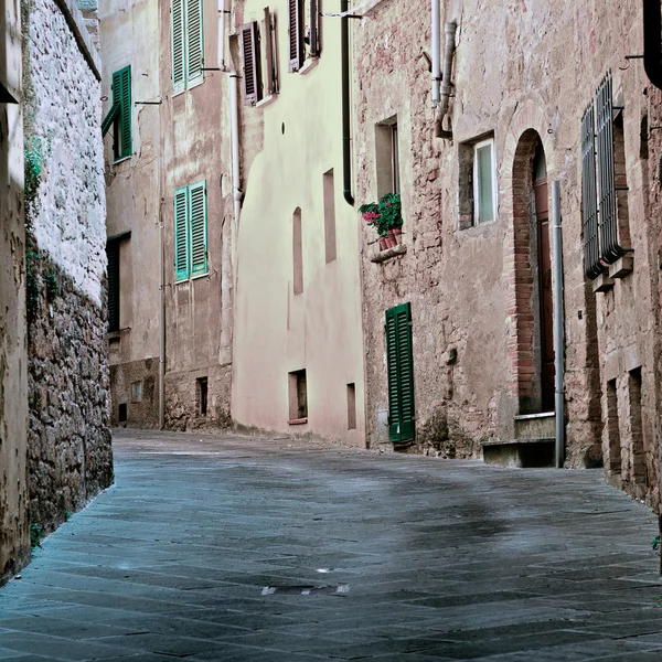 Callejón estrecho —  Fotos de Stock