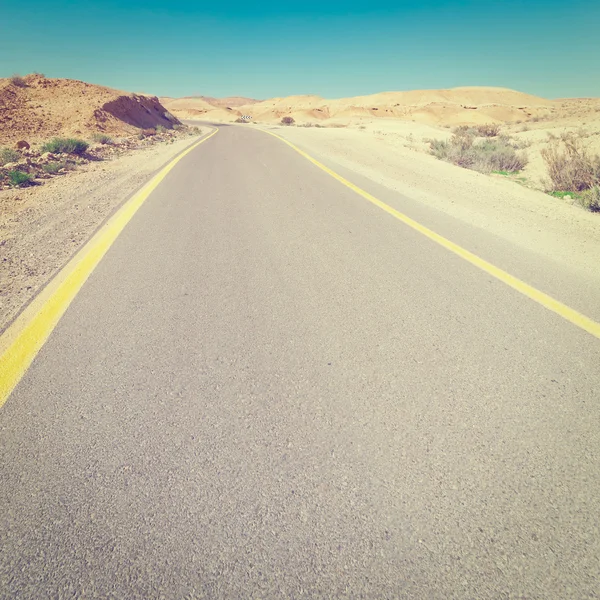 Straße im Sand — Stockfoto