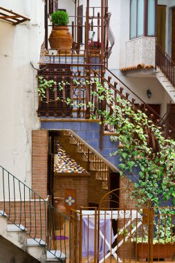 Merdiven olarak sokak