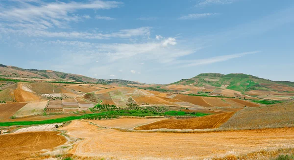 Sicilya'nın tepeleri